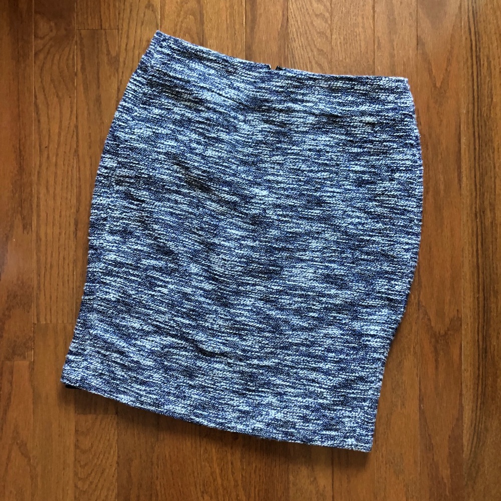 Ann Taylor Textured Knit Skirt